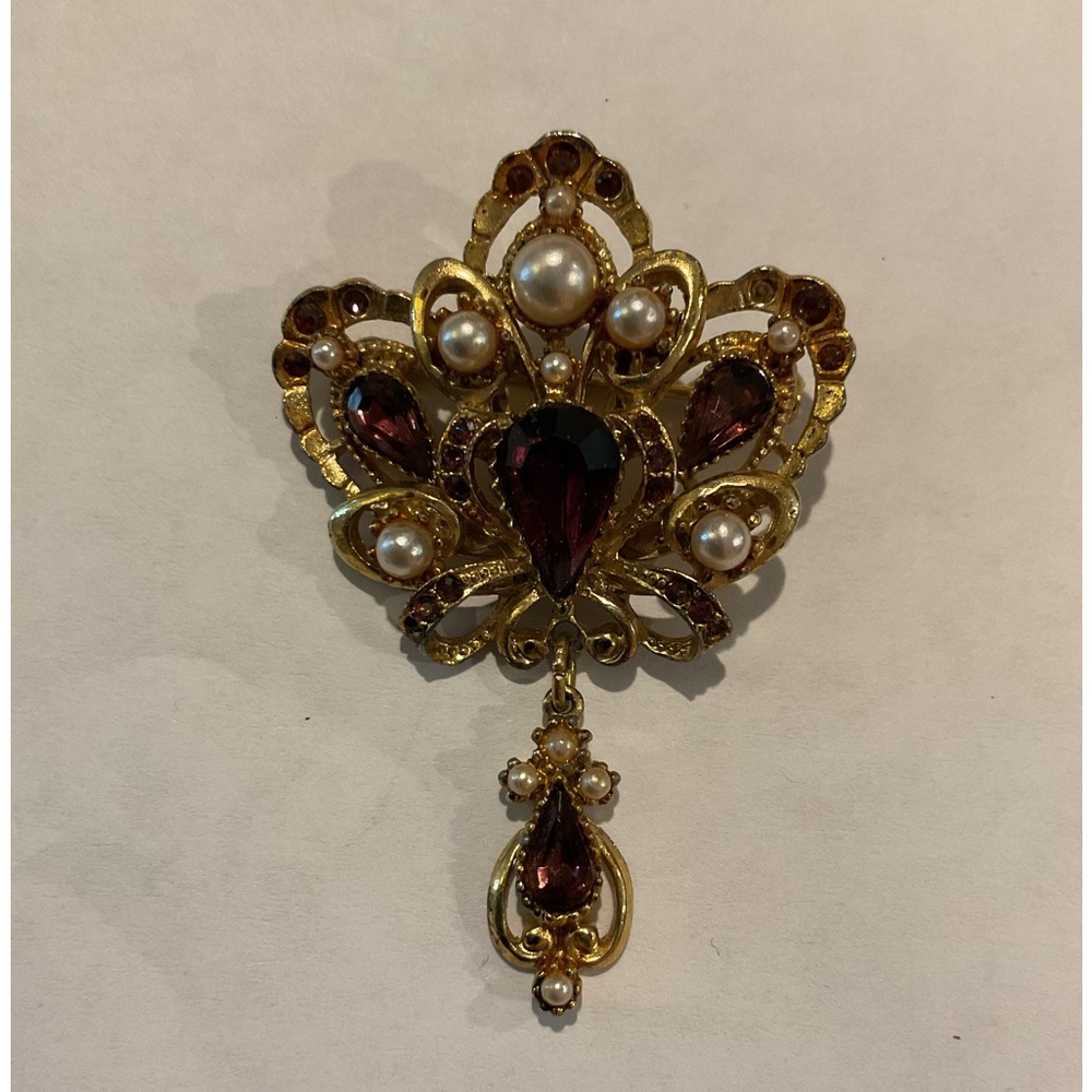 Vintage Gold Tone Purple Gem Pearl Teardrop Y2K Pin Brooch Jewelry A924 Signed
